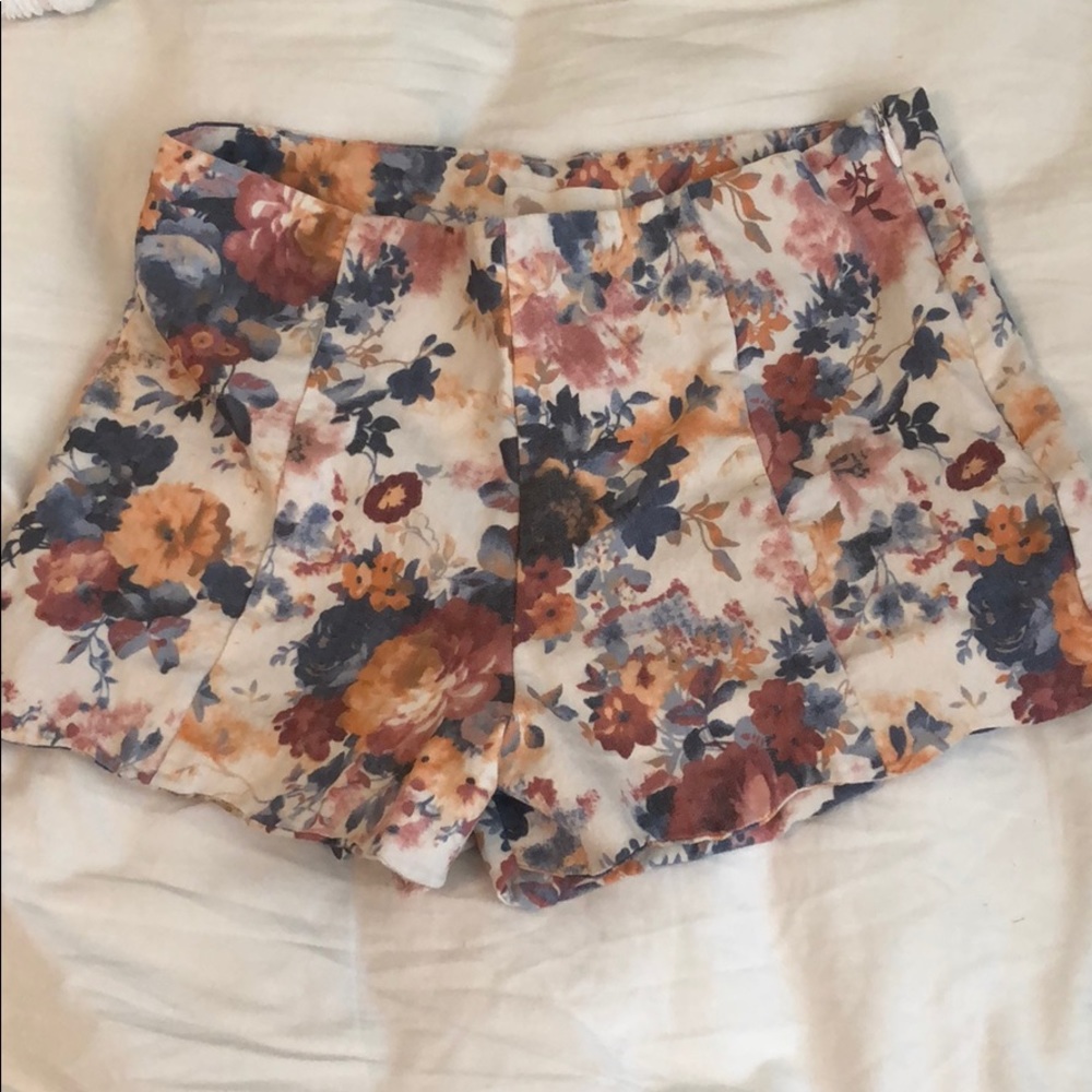 Latiste floral shorts
